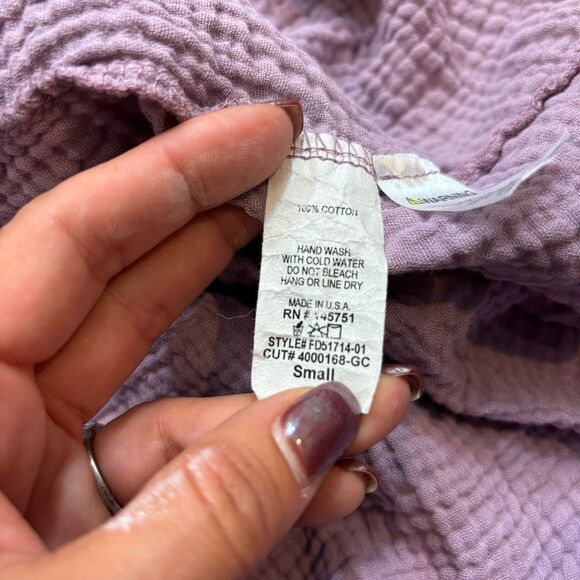 Ladies Fantastic Fawn Lavender Textured Flutter Sleeve Mini Dress Size Small - Picture 7 of 10